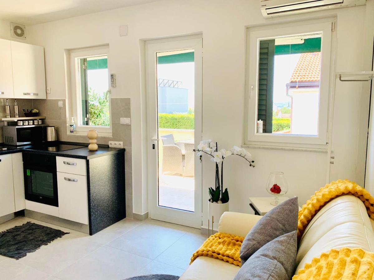 Villa Evamar, Island Krk 普纳特 外观 照片